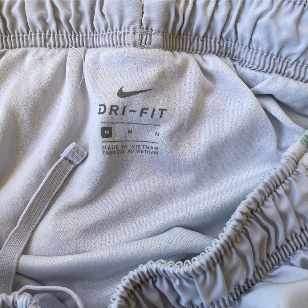 Nike white and mint green shorts - Picture 3 of 3